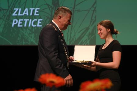 ZLATE PETICE 84 FOTO LJUBO VUKELIČ